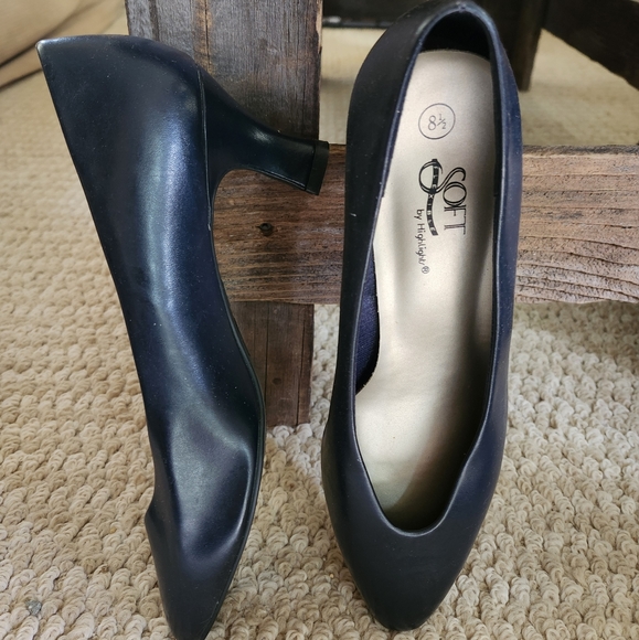 Soft Flexible by Highlights shoes - Picture 4 of 5